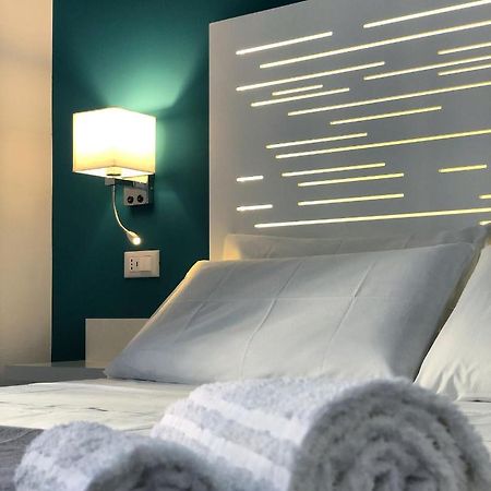 B&B Angolo83 Palermo Centro מראה חיצוני תמונה