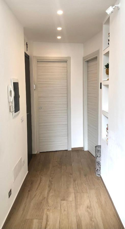 B&B Angolo83 Palermo Centro מראה חיצוני תמונה