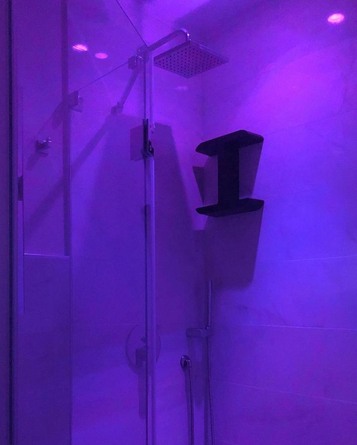 B&B Angolo83 Palermo Centro מראה חיצוני תמונה