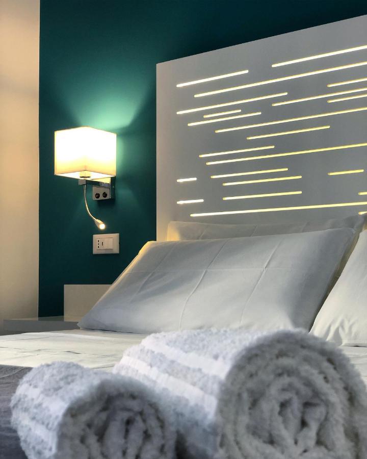 B&B Angolo83 Palermo Centro מראה חיצוני תמונה